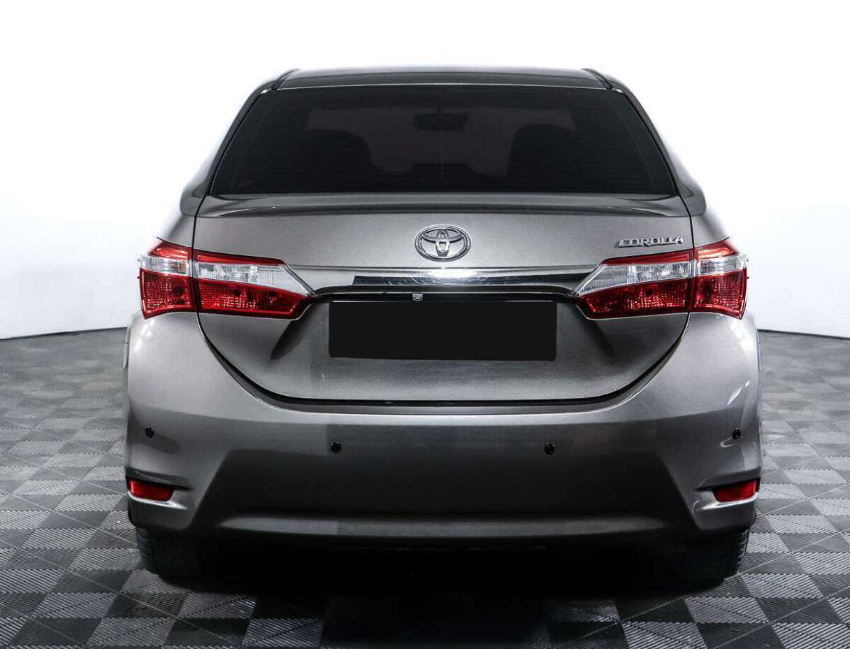 Б/У Тойота Королла 2016 года. Фото: #5