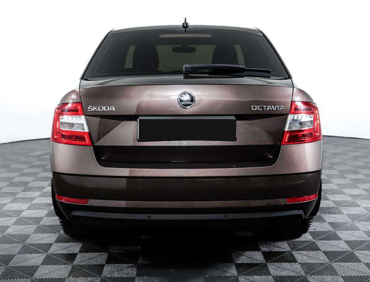 Б/У Шкода Октавия 2018 года. Фото: #5