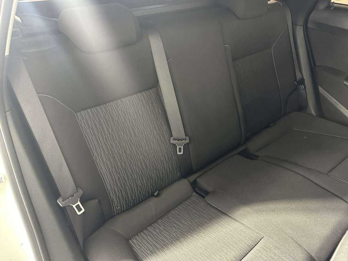 Б/У Опель Астра 2013 года. Фото: #10