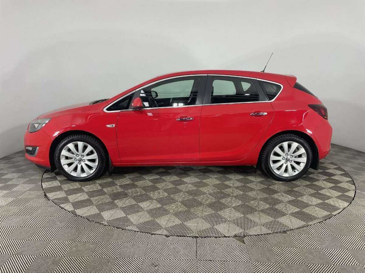 Б/У Опель Астра 2013 года. Фото: #4