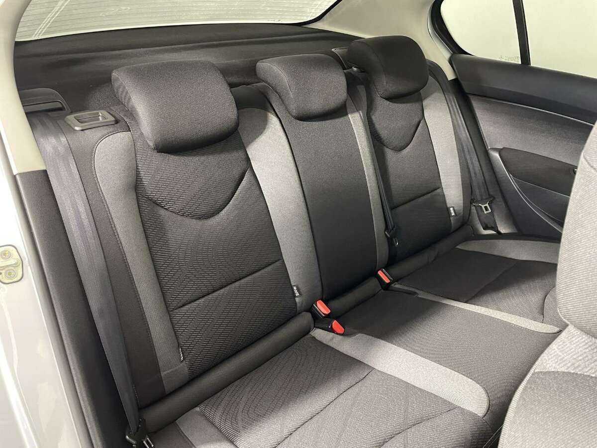 Б/У Пежо 408 2016 года. Фото: #14