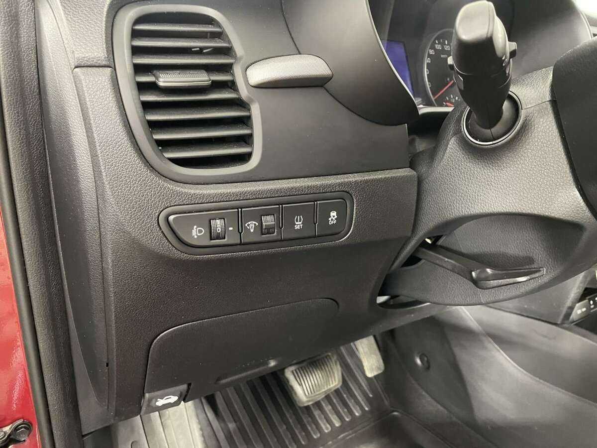 Б/У Киа Рио 2019 года. Фото: #8