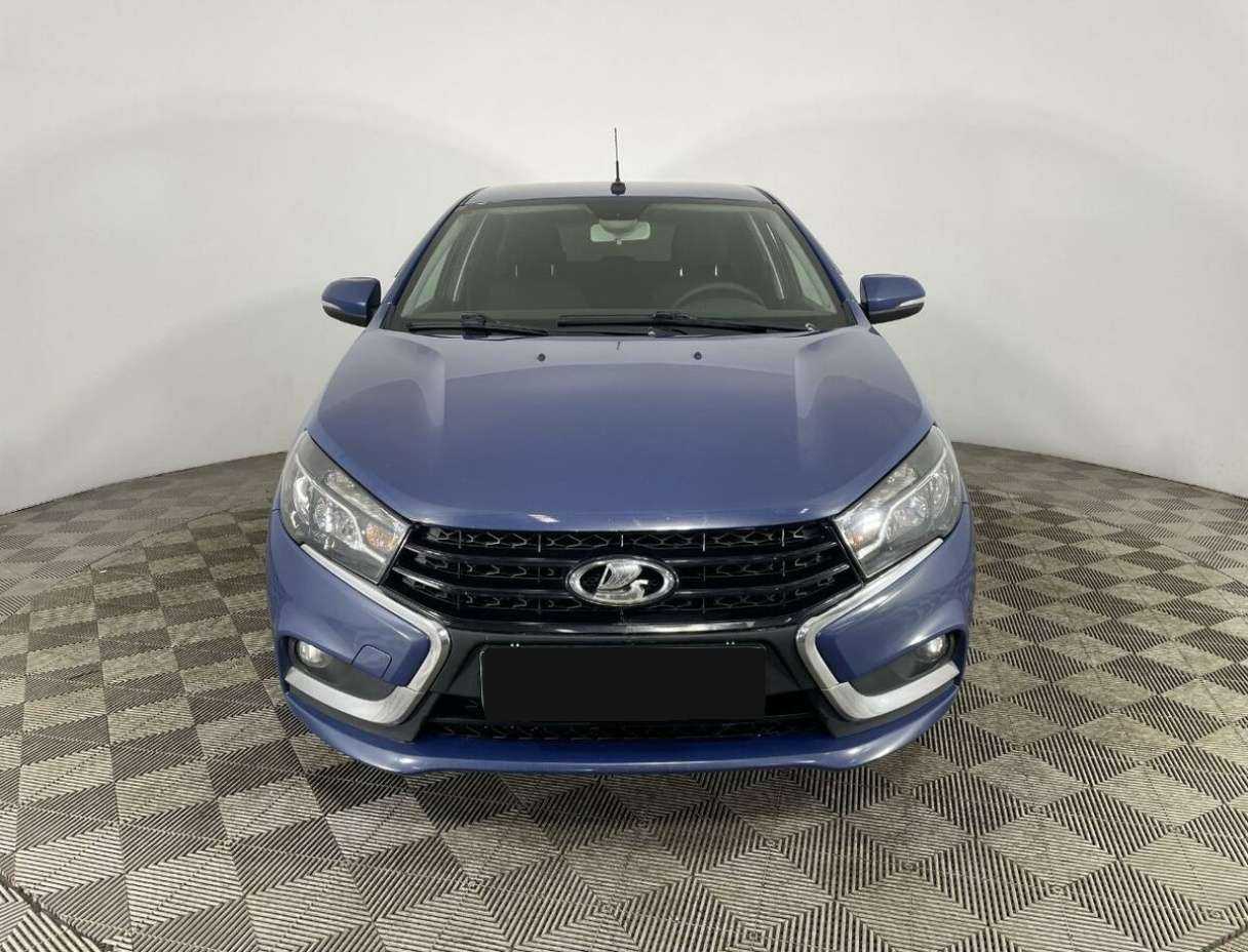 Б/У Лада (ВАЗ) Веста 2017 года. Фото: #1