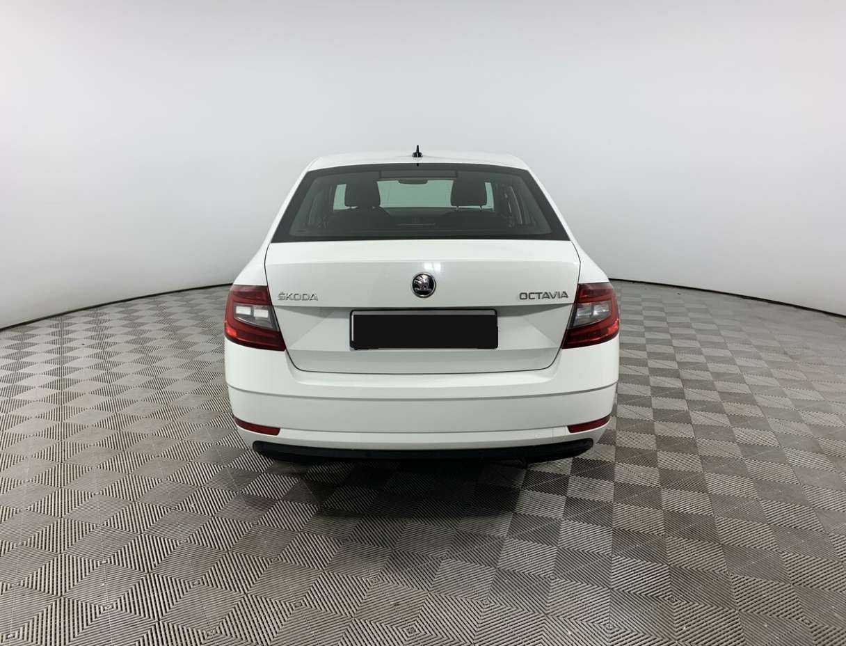 Б/У Шкода Октавия 2018 года. Фото: #5