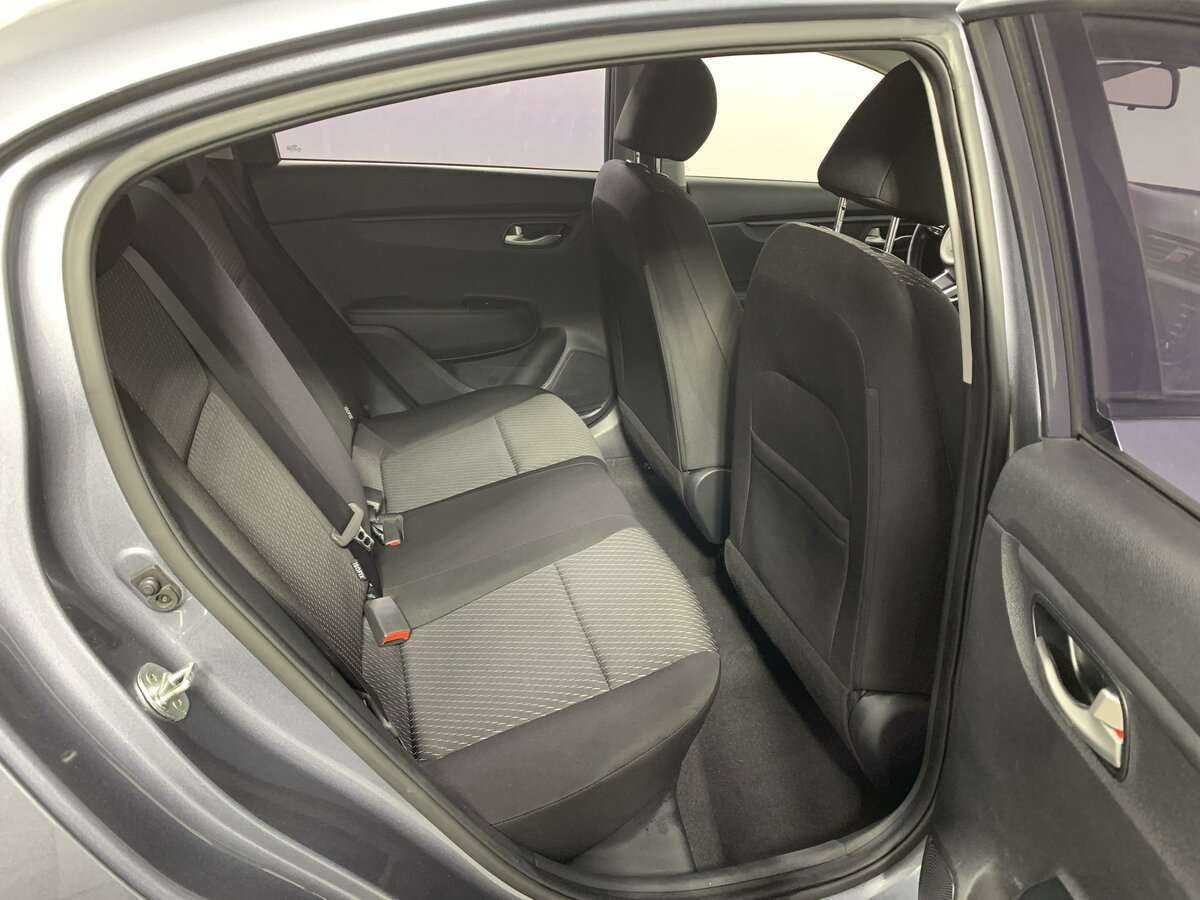 Б/У Киа Рио 2019 года. Фото: #12