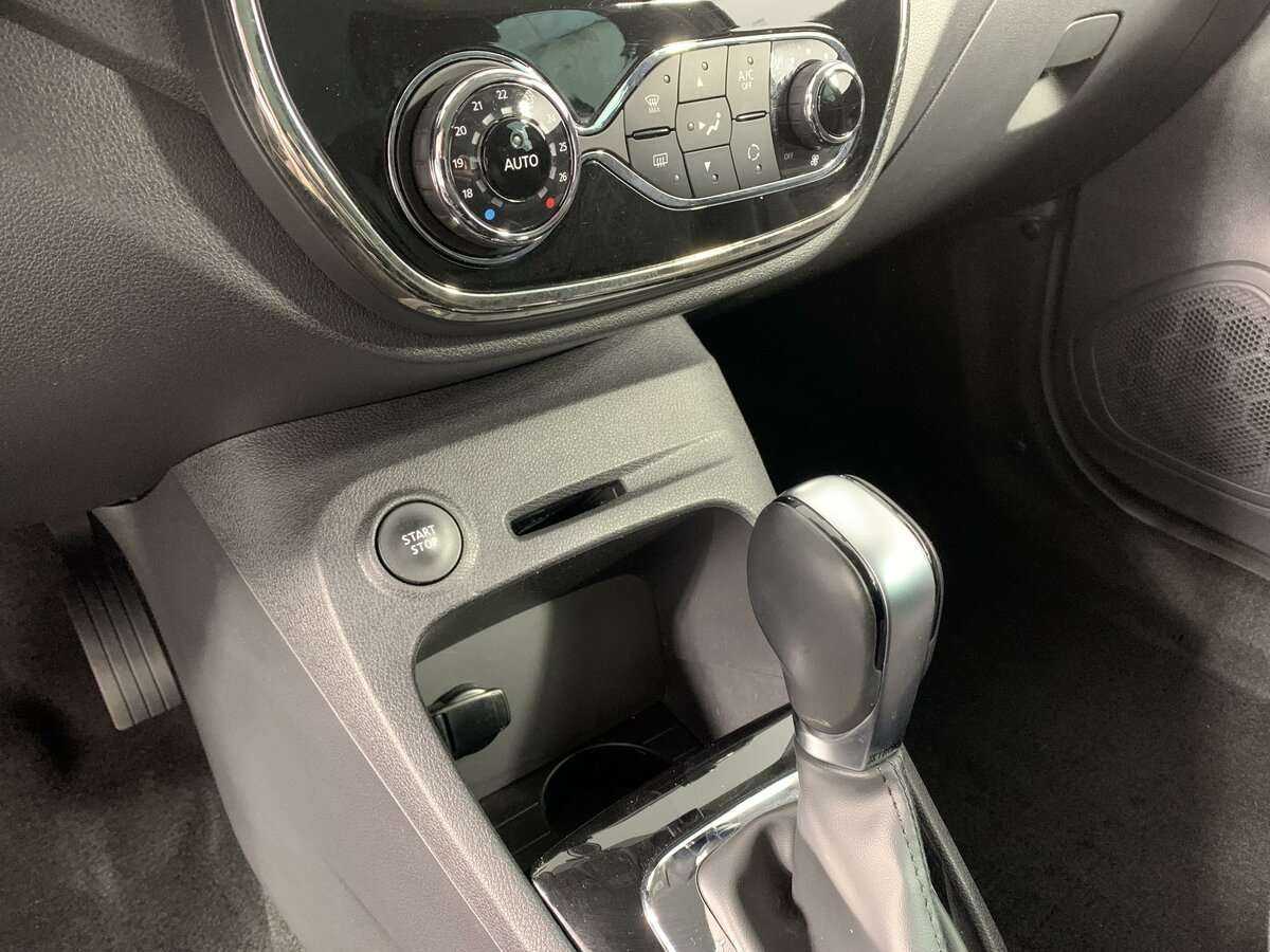 Б/У Рено Каптюр 2019 года. Фото: #13