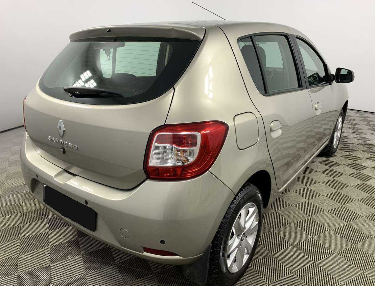 Б/У Рено Сандеро 2019 года. Фото: #4