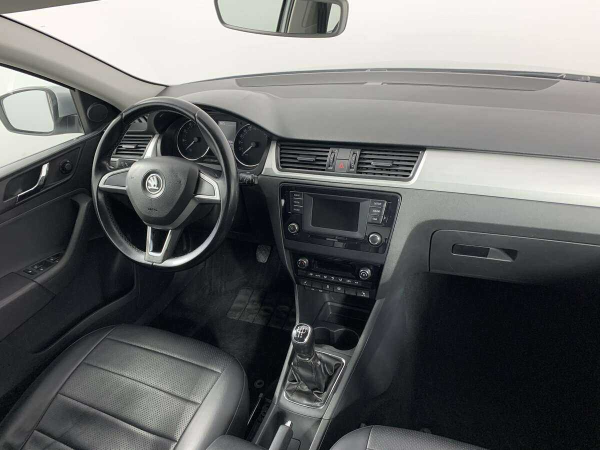 Б/У Шкода Рапид 2017 года. Фото: #6