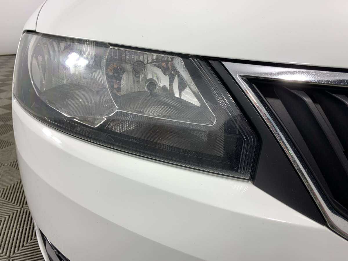 Б/У Шкода Рапид 2017 года. Фото: #16