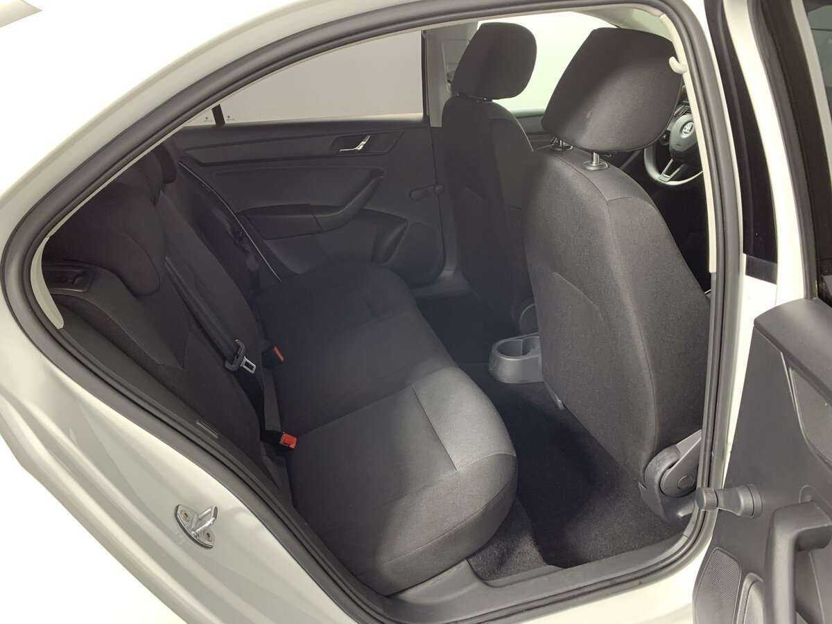 Б/У Шкода Рапид 2017 года. Фото: #20