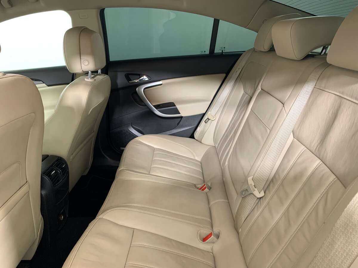 Б/У Опель Инсигния 2014 года. Фото: #14