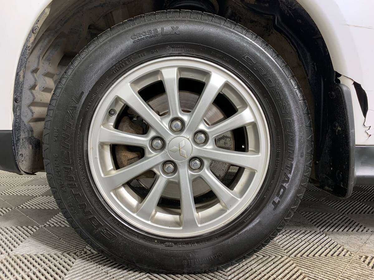 Б/У Митсубиши АС-Икс 2012 года. Фото: #8