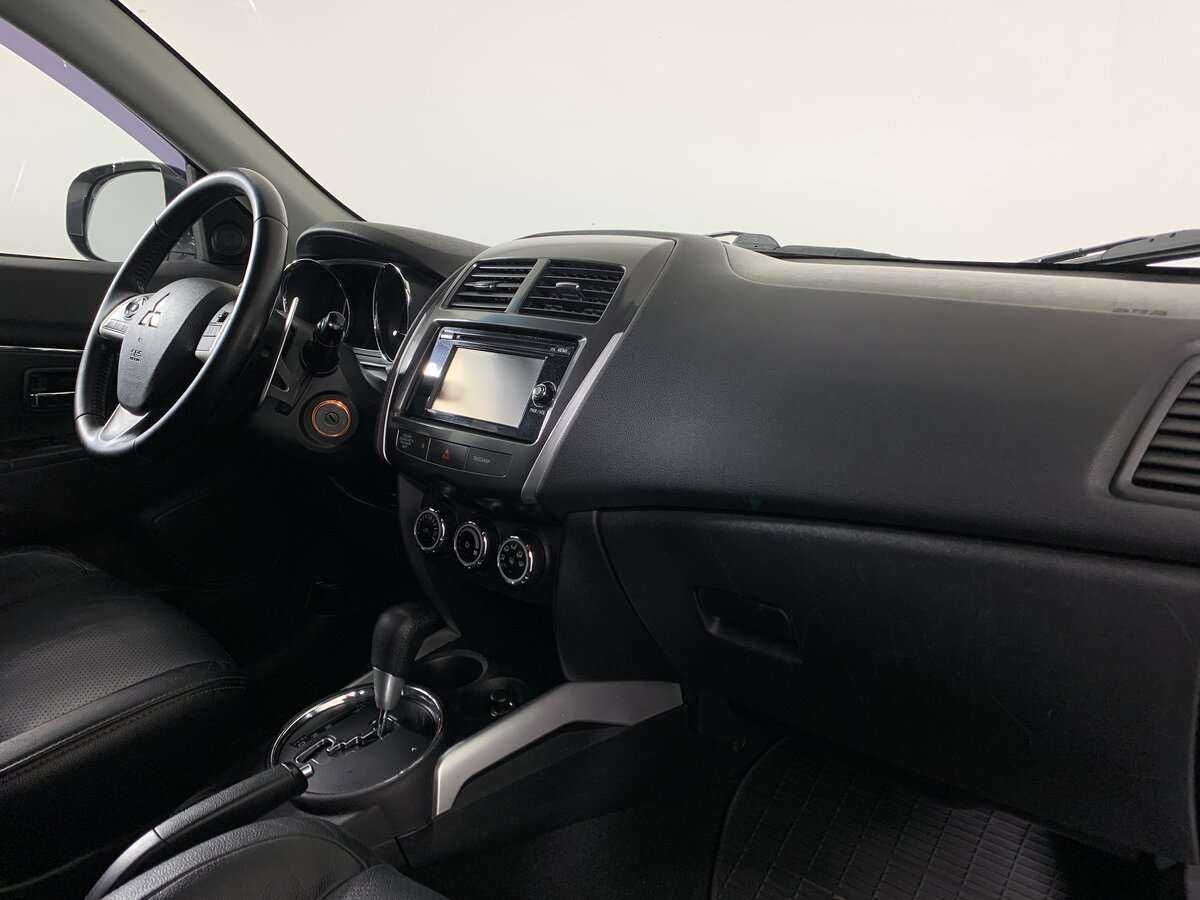 Б/У Митсубиши АС-Икс 2012 года. Фото: #13