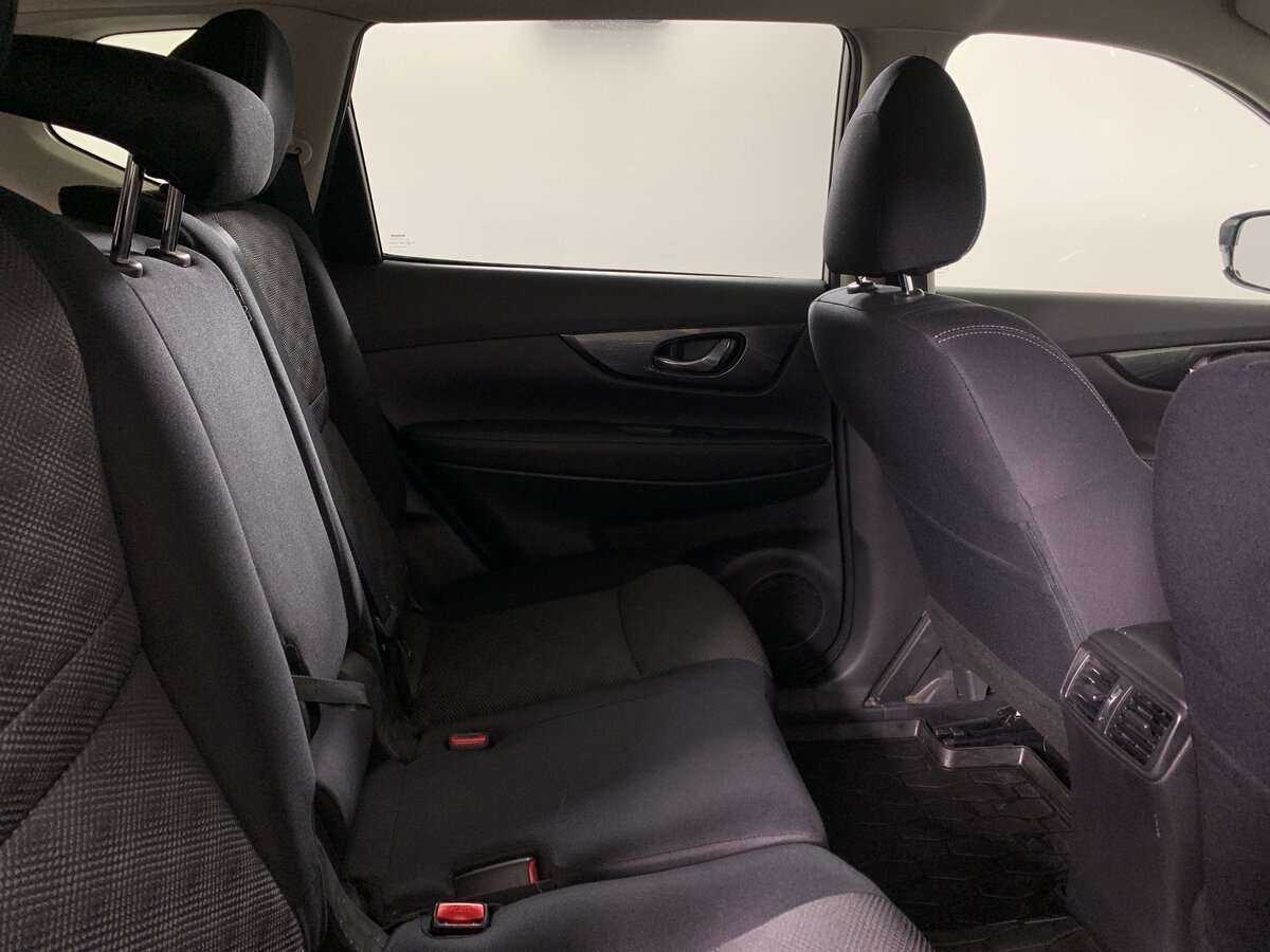 Б/У Ниссан Икс-Трейл 2018 года. Фото: #14