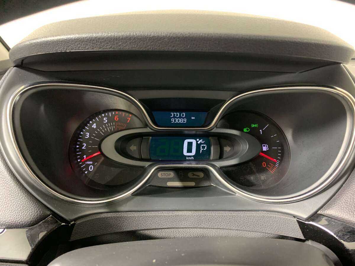 Б/У Рено Каптюр 2020 года. Фото: #11