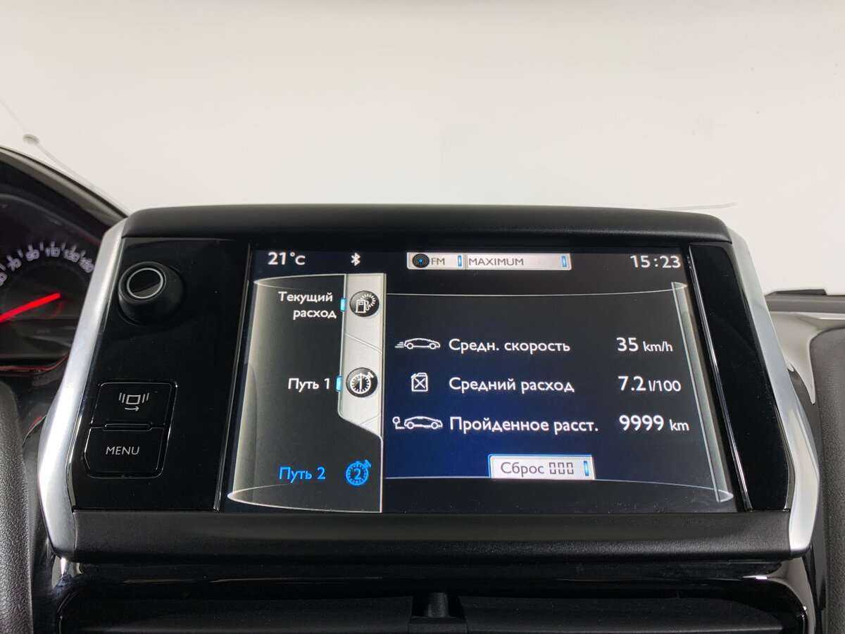 Б/У Пежо 208 2013 года. Фото: #12