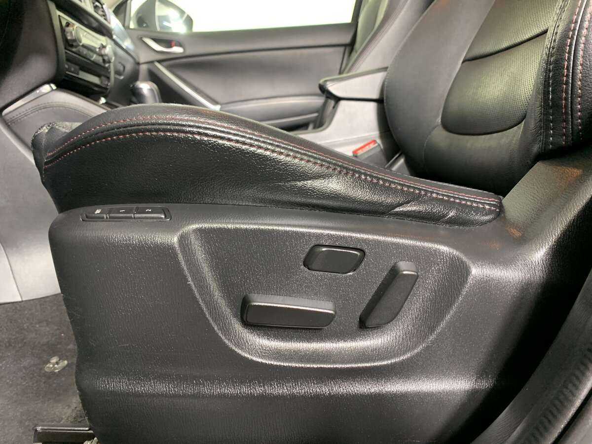 Б/У Мазда Ц-Икс-5 2017 года. Фото: #15