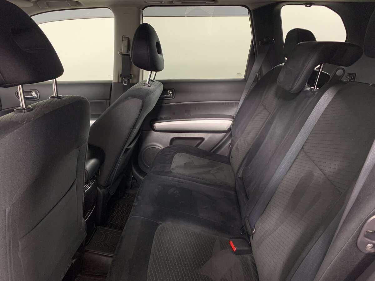 Б/У Ниссан Икс-Трейл 2014 года. Фото: #16