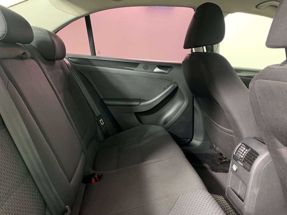 Б/У Фольксваген Джетта 2012 года. Фото: #14