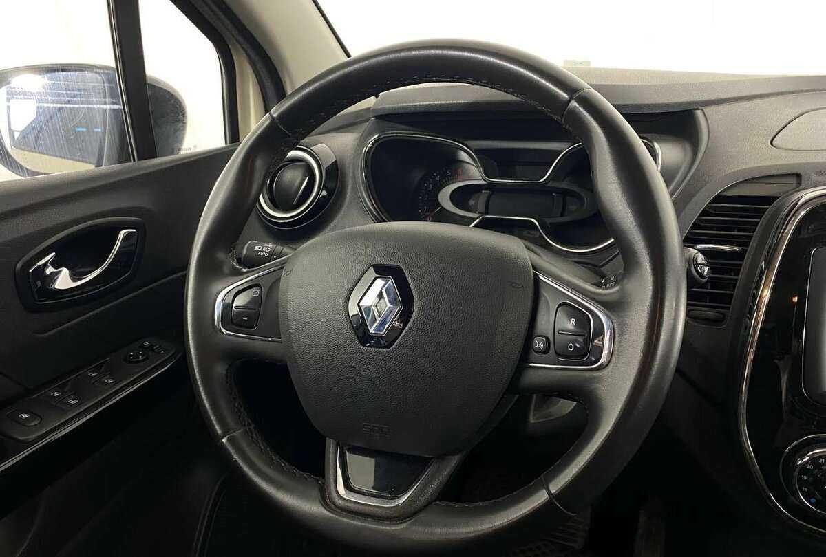 Б/У Рено Каптюр 2019 года. Фото: #8