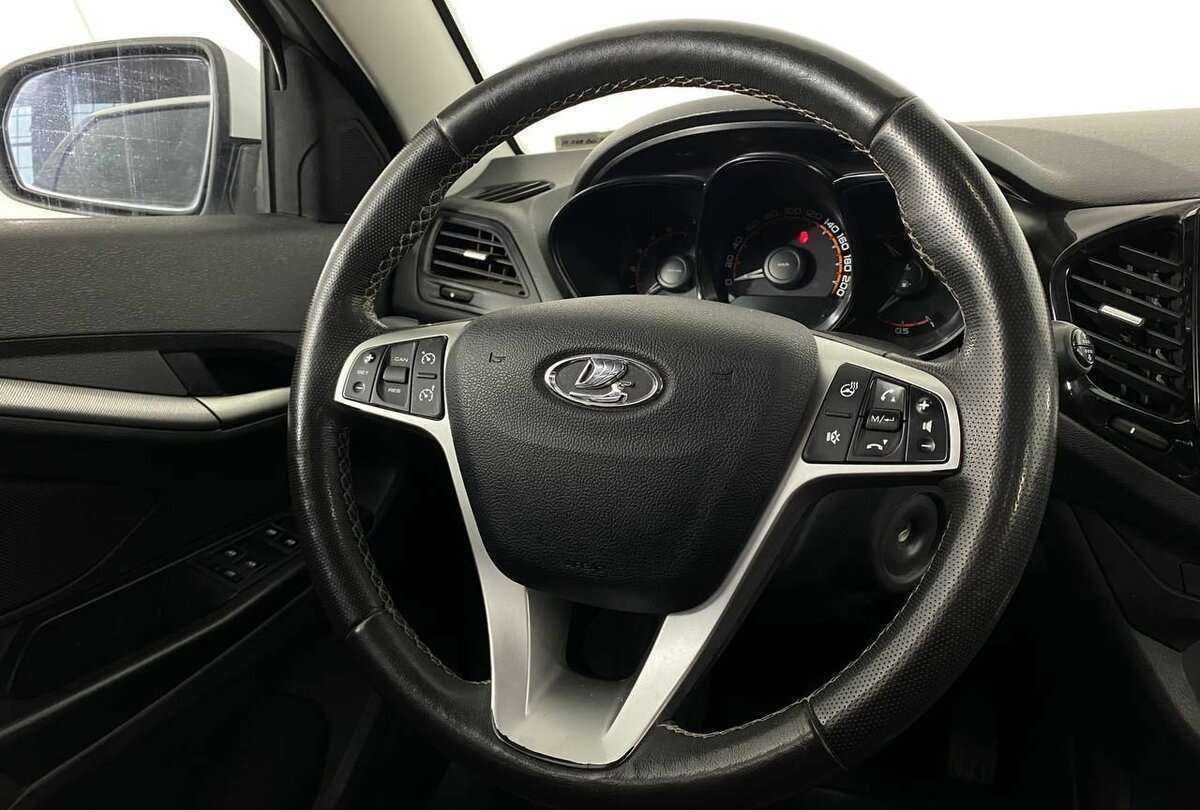 Б/У Лада (ВАЗ) Веста 2021 года. Фото: #8