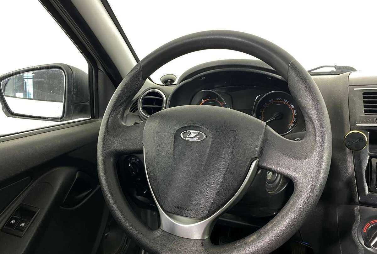 Б/У Лада (ВАЗ) Гранта 2019 года. Фото: #8