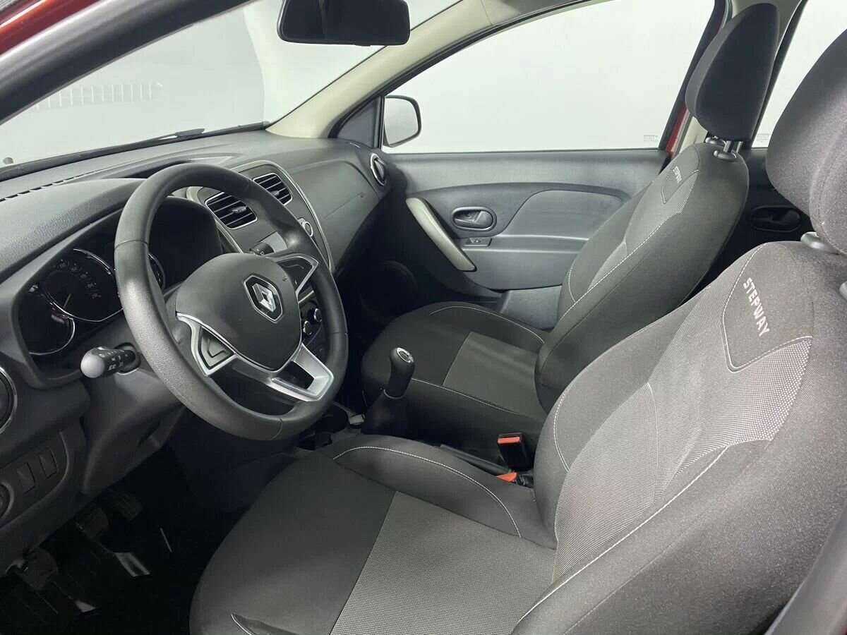 Б/У Рено Сандеро 2020 года. Фото: #6