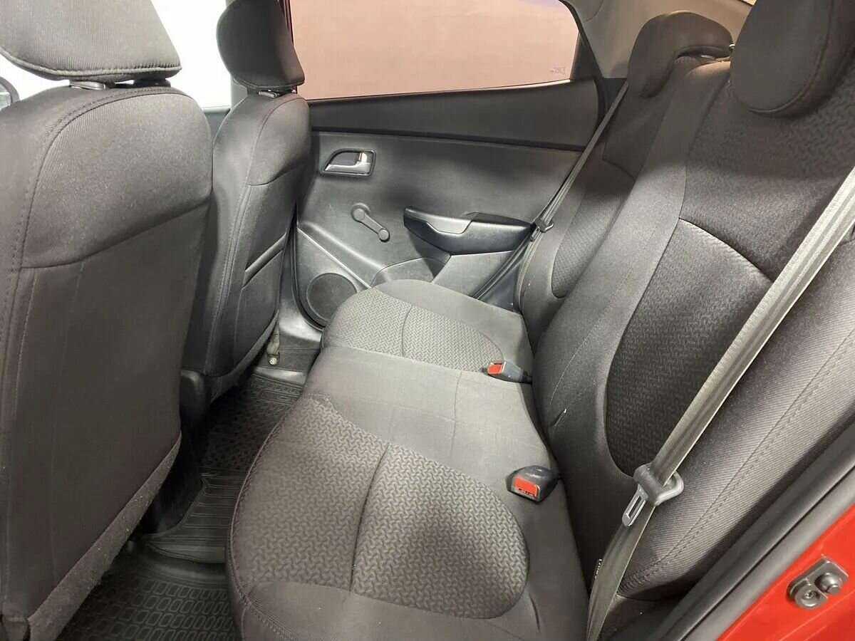 Б/У Киа Рио 2016 года. Фото: #9