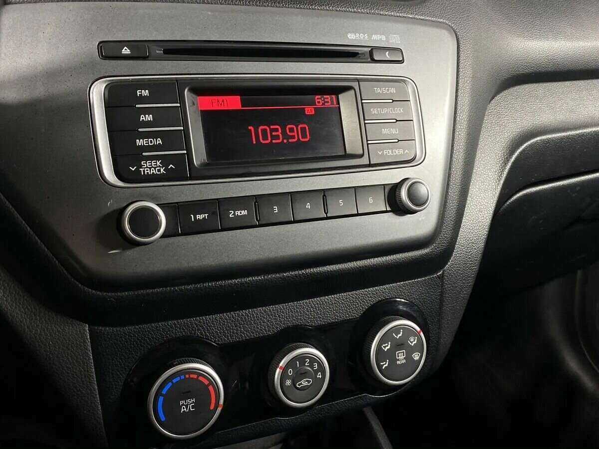 Б/У Киа Рио 2016 года. Фото: #14