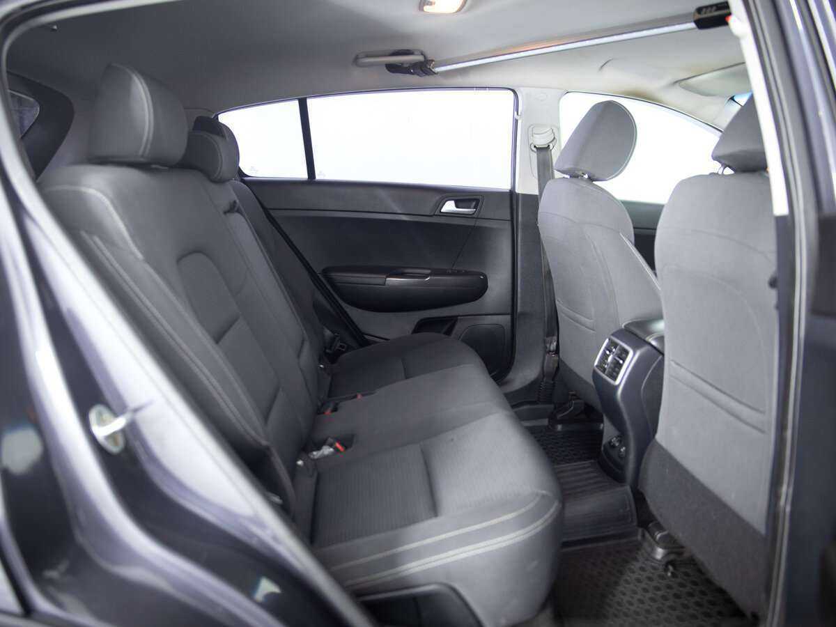 Б/У Киа Спортейдж 2017 года. Фото: #8