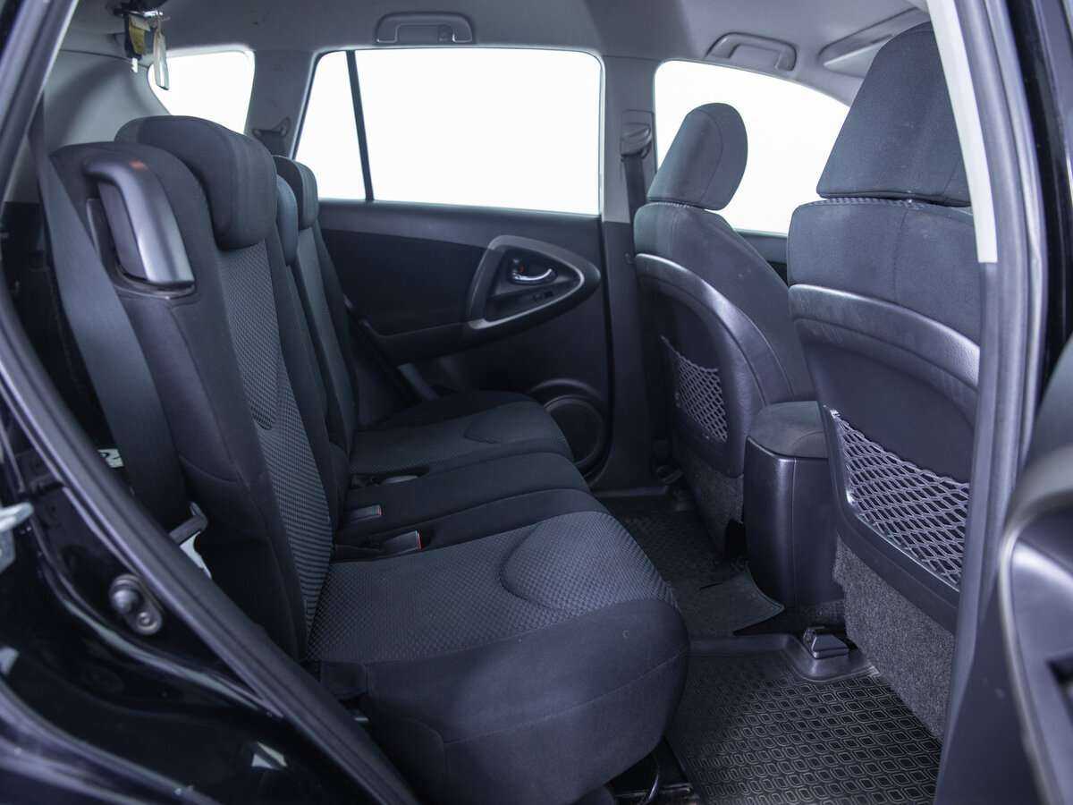 Б/У Тойота Рав4 2012 года. Фото: #17