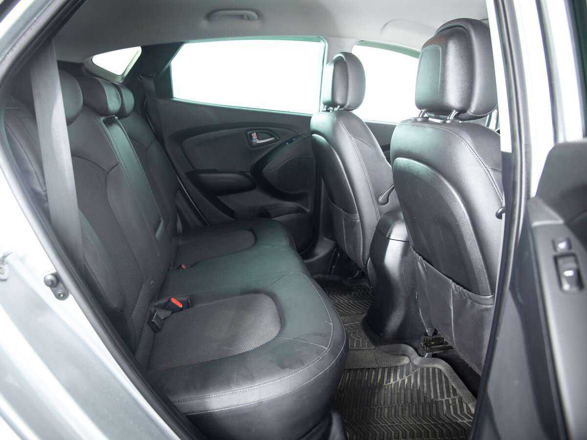 Б/У Хендай ай-икс35 2015 года. Фото: #15