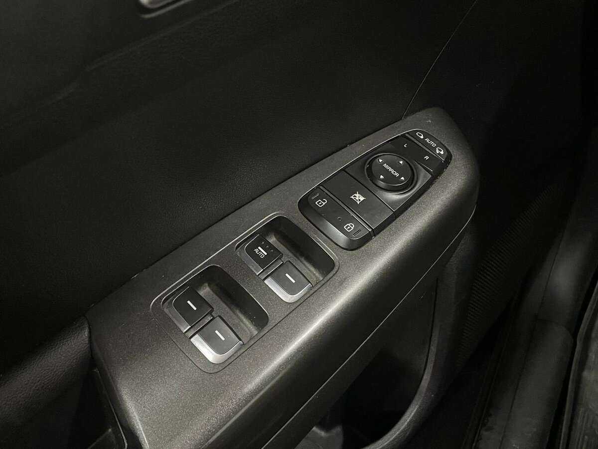 Б/У Киа Спортейдж 2016 года. Фото: #10