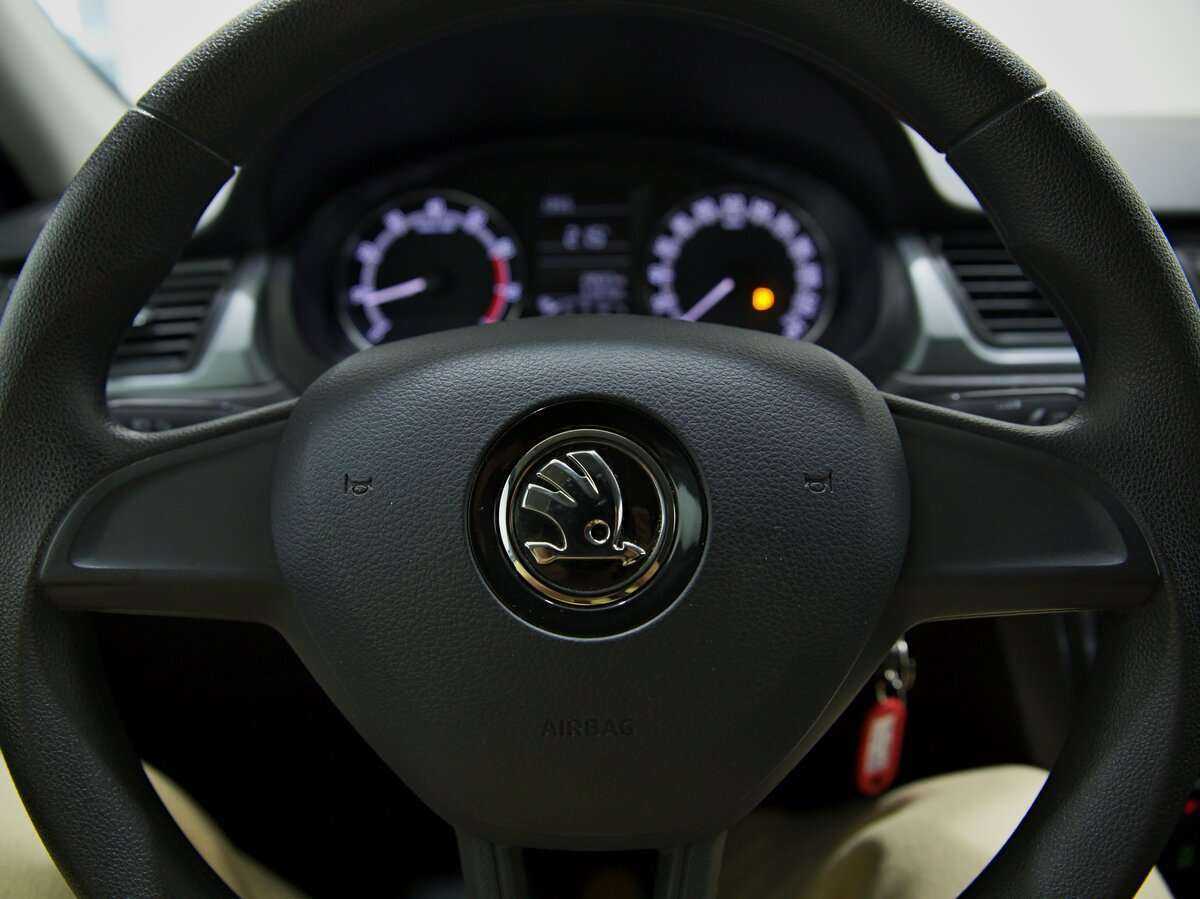 Б/У Шкода Рапид 2018 года. Фото: #4