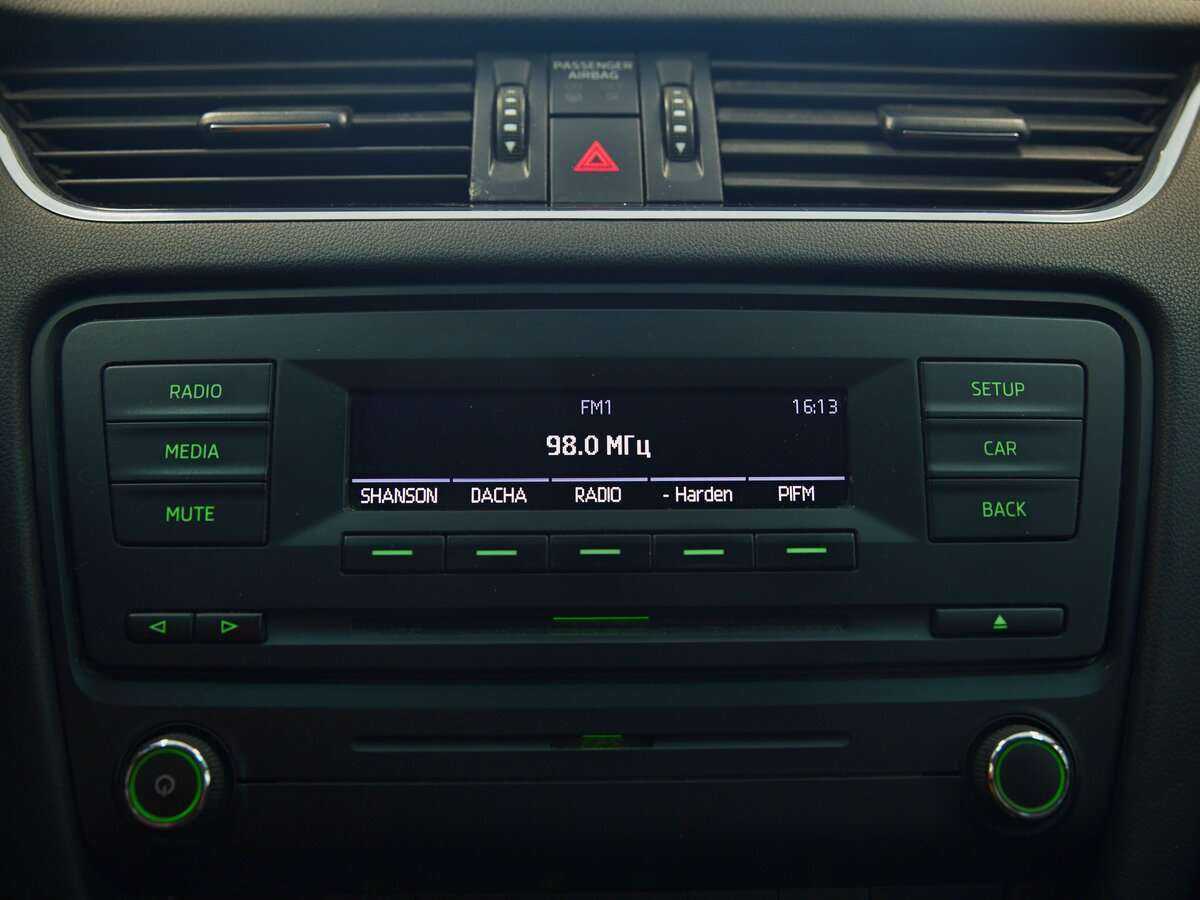 Б/У Шкода Октавия 2014 года. Фото: #10