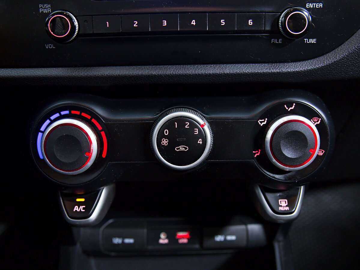 Б/У Киа Рио 2017 года. Фото: #13