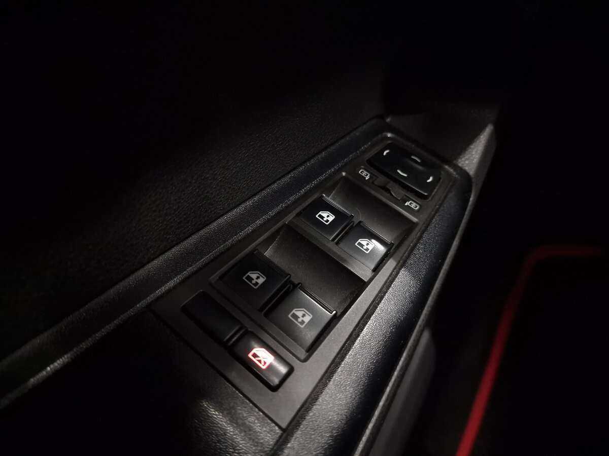 Б/У Лада (ВАЗ) Веста 2018 года. Фото: #4