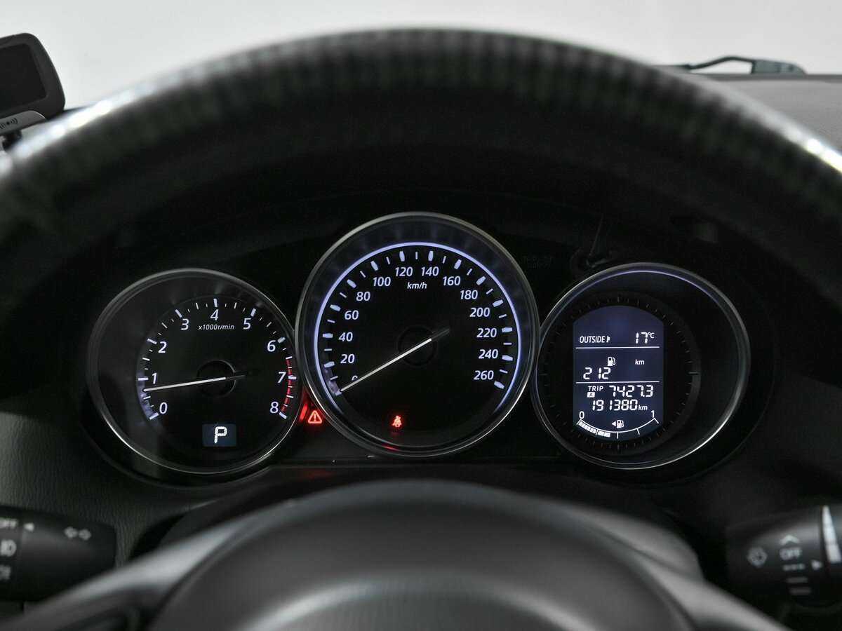 Б/У Мазда Ц-Икс-5 2014 года. Фото: #7