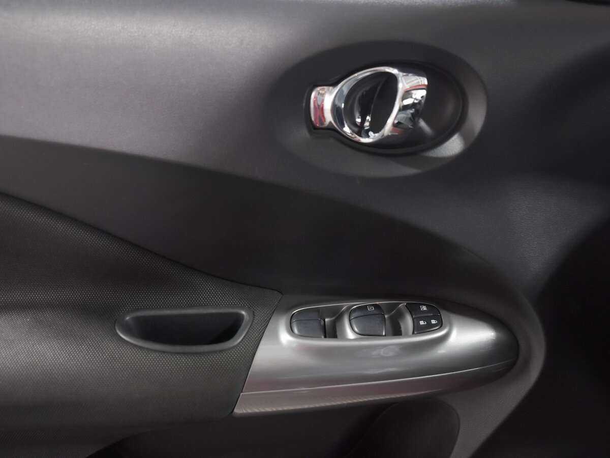 Б/У Ниссан Жук 2012 года. Фото: #10