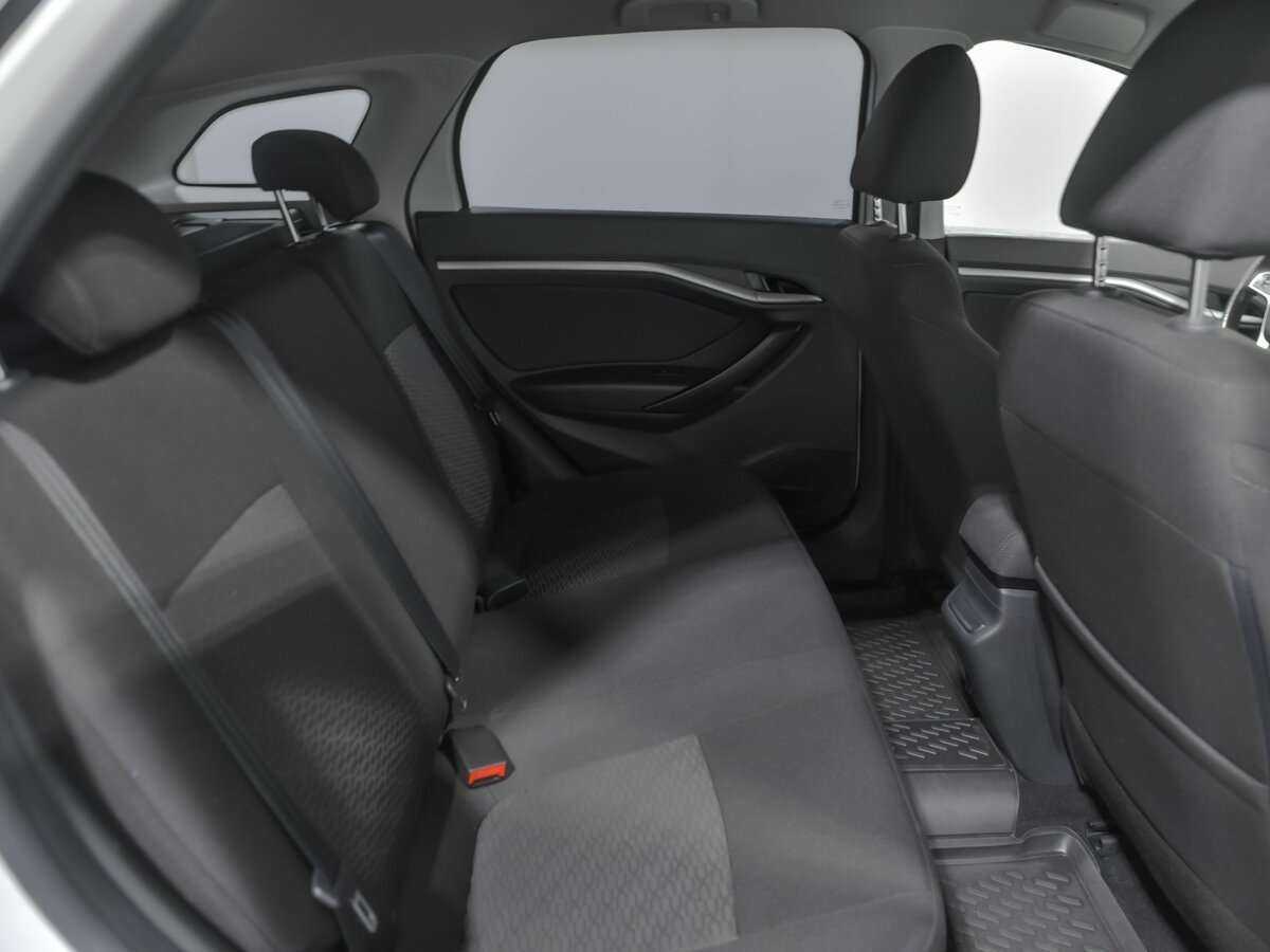 Б/У Лада (ВАЗ) Веста 2020 года. Фото: #11