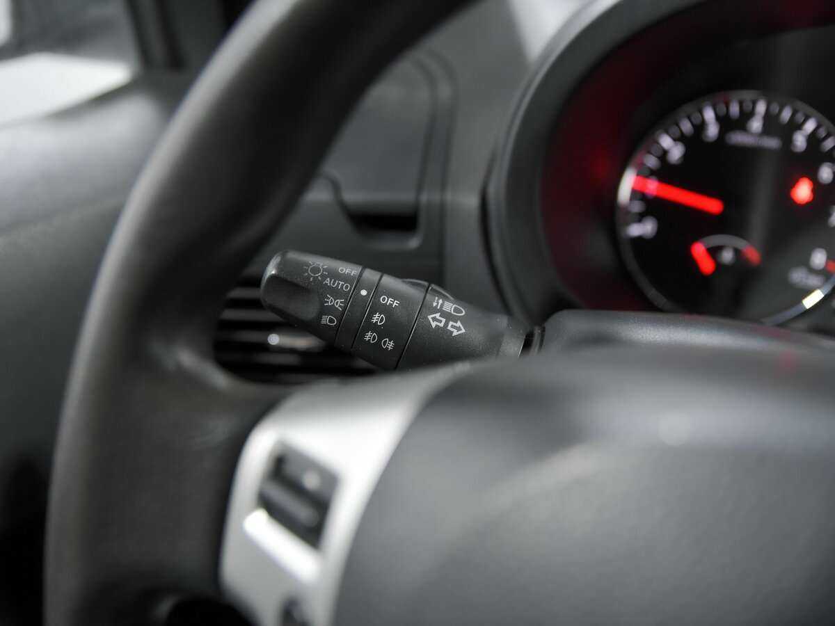 Б/У Ниссан Икс-Трейл 2014 года. Фото: #6