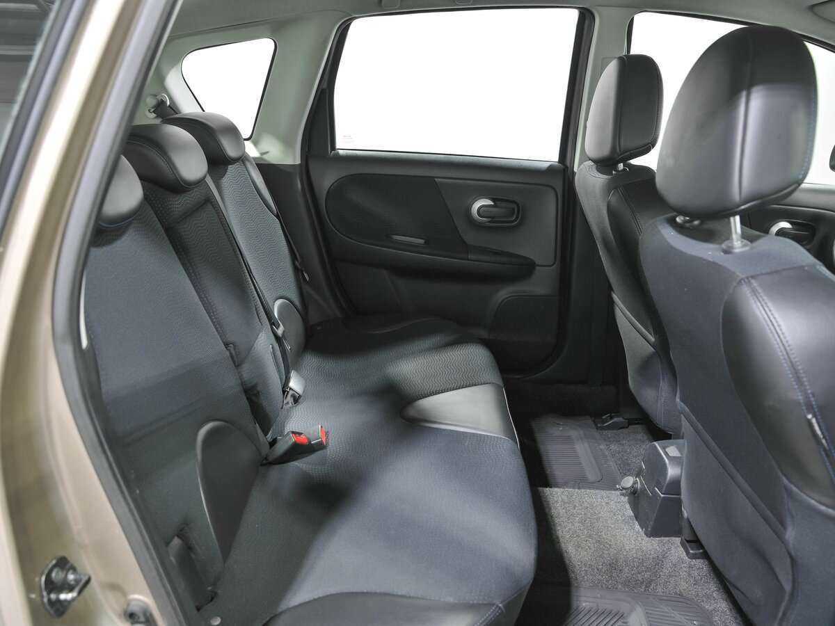 Б/У Ниссан Ноут 2013 года. Фото: #15