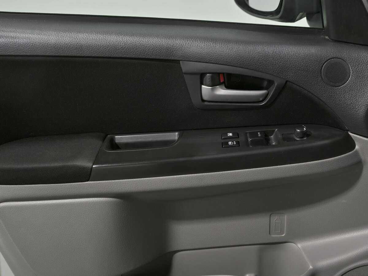 Б/У Сузуки С-Икс4 2013 года. Фото: #11