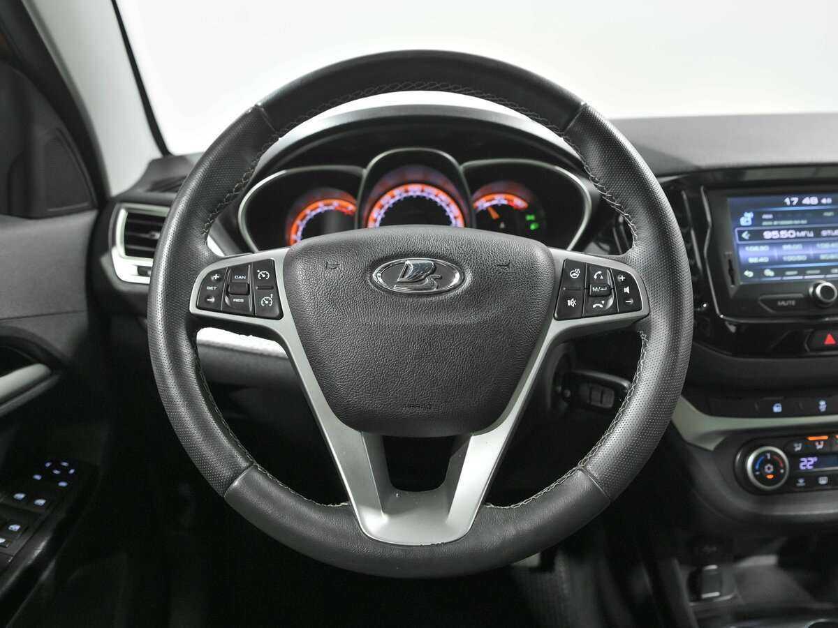 Б/У Лада (ВАЗ) Веста 2019 года. Фото: #2