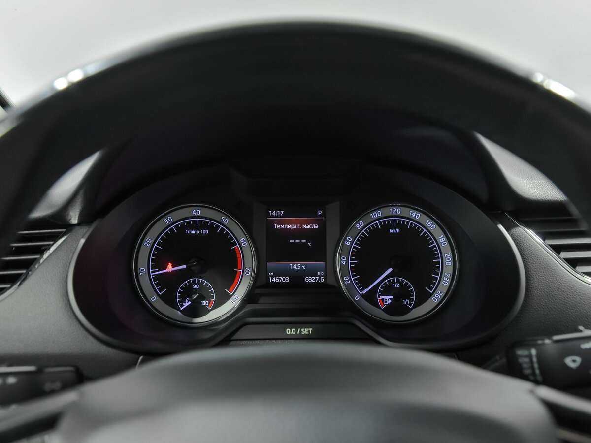 Б/У Шкода Октавия 2017 года. Фото: #5