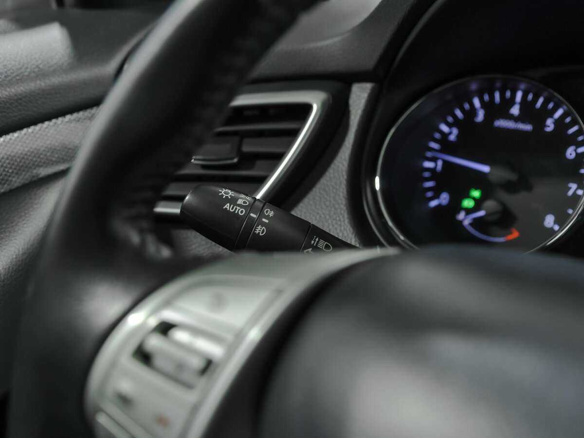 Б/У Ниссан Икс-Трейл 2017 года. Фото: #6