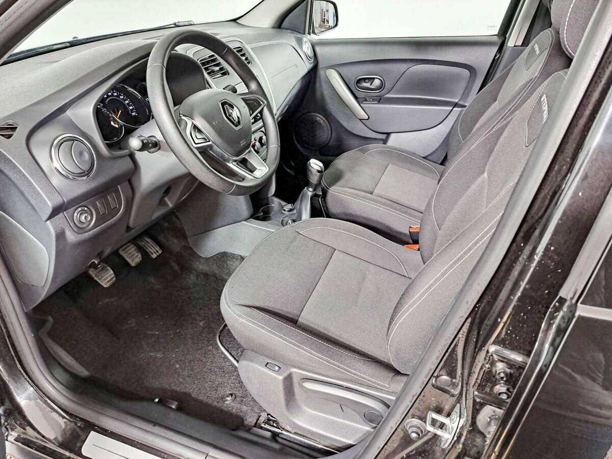 Б/У Рено Сандеро 2021 года. Фото: #13