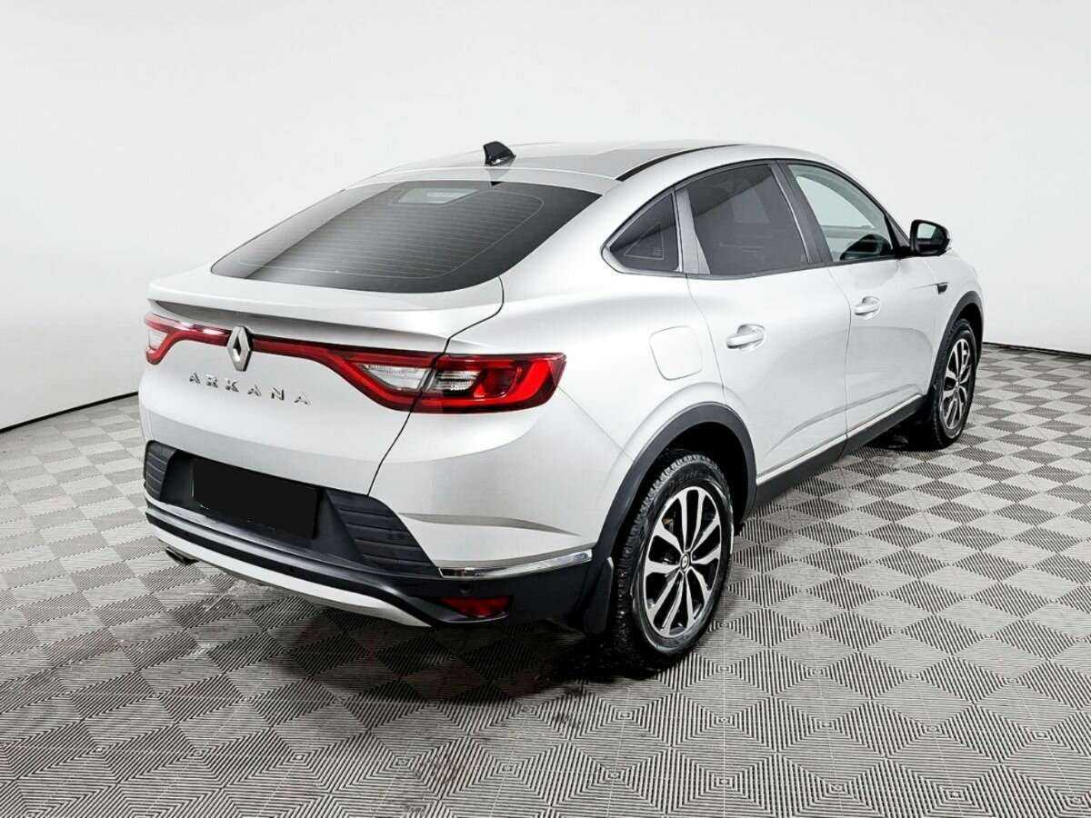 Б/У Рено Аркана 2021 года. Фото: #3