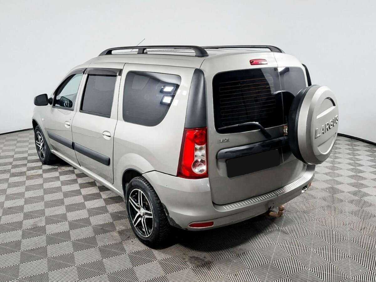 Б/У Лада (ВАЗ) Ларгус 2013 года. Фото: #5