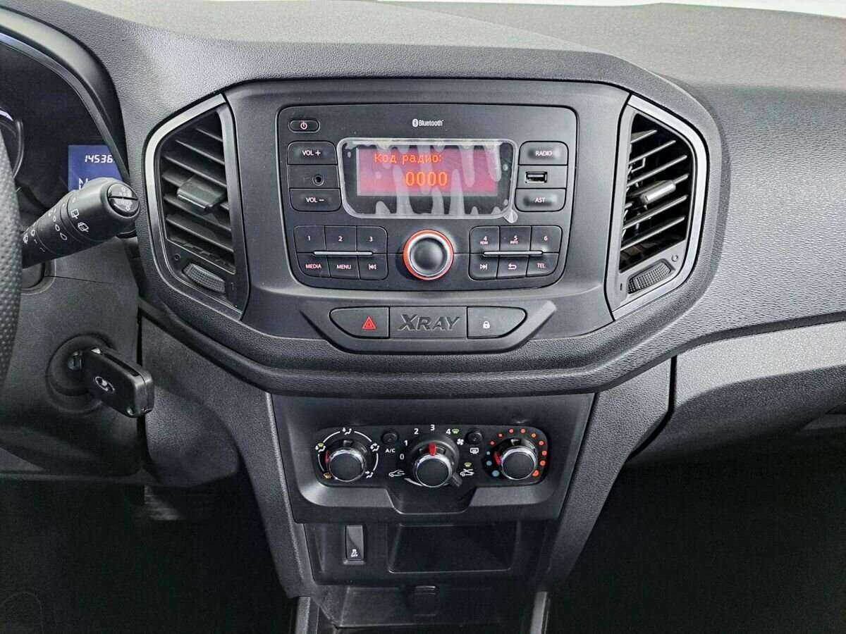 Б/У Лада (ВАЗ) ИКСРЭЙ 2018 года. Фото: #12